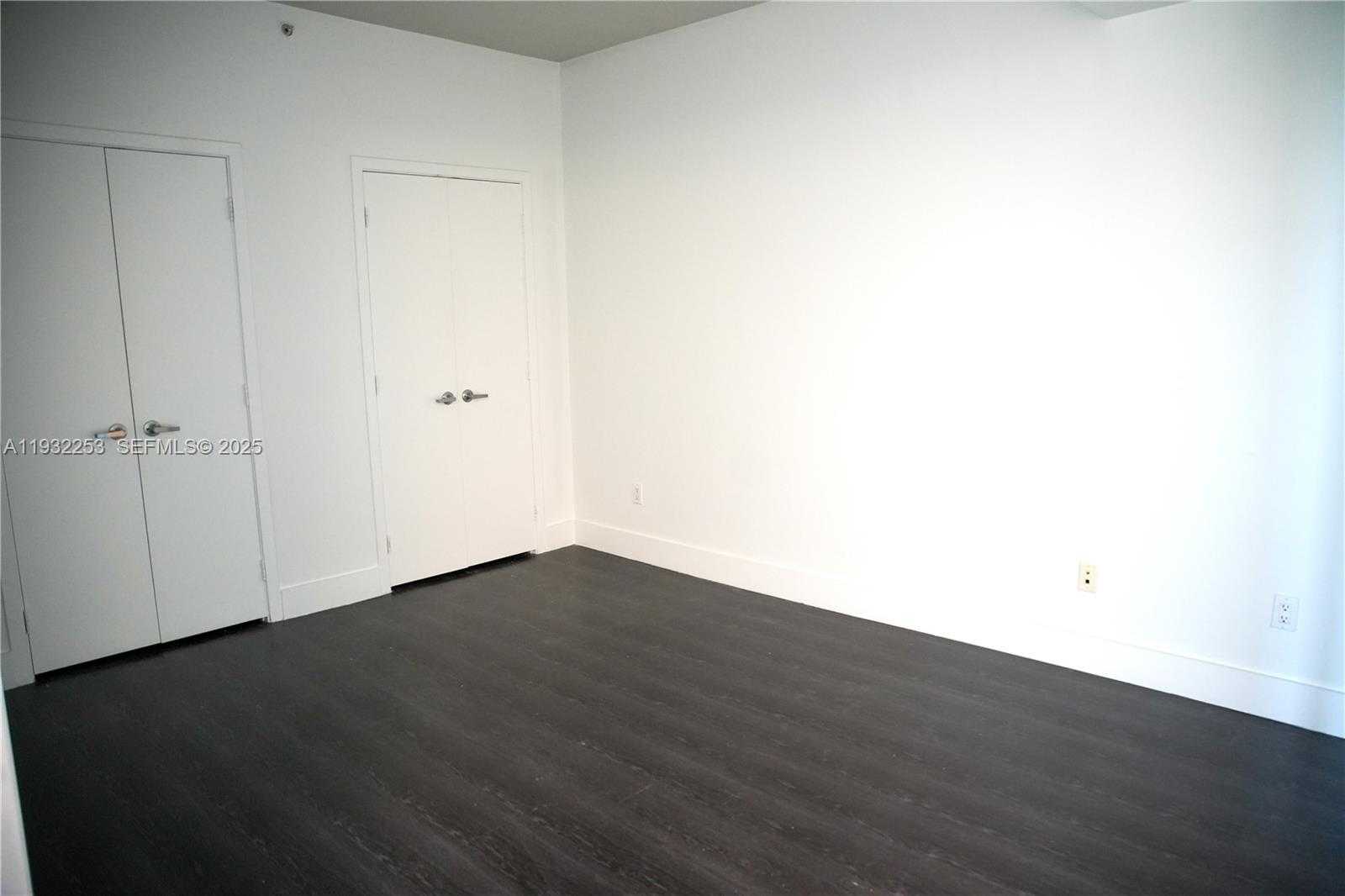 Small Image of 888 BISCAYNE BLVD #609, Miami Number 37