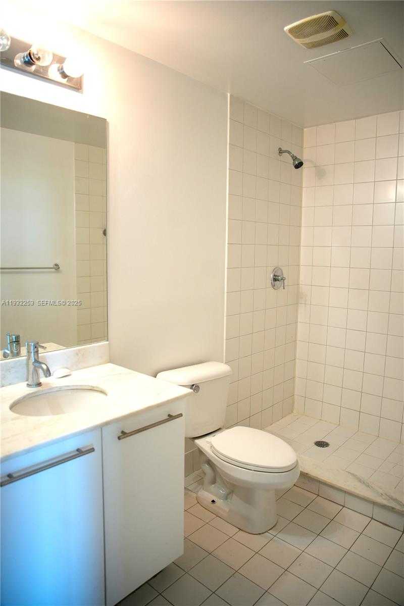 Small Image of 888 BISCAYNE BLVD #609, Miami Number 38