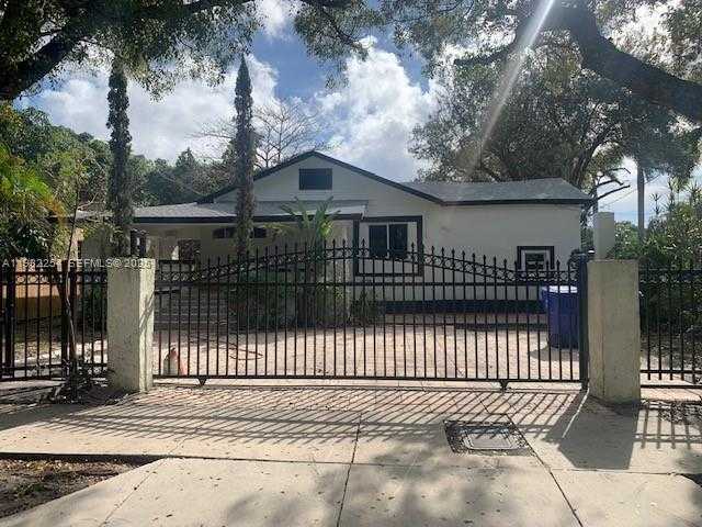 Small Image of 10 NORTH EAST 59TH ST, Miami Number 1