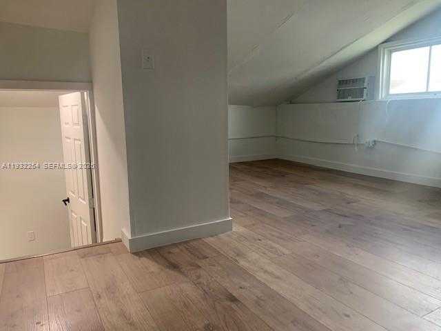 Small Image of 10 NORTH EAST 59TH ST, Miami Number 20