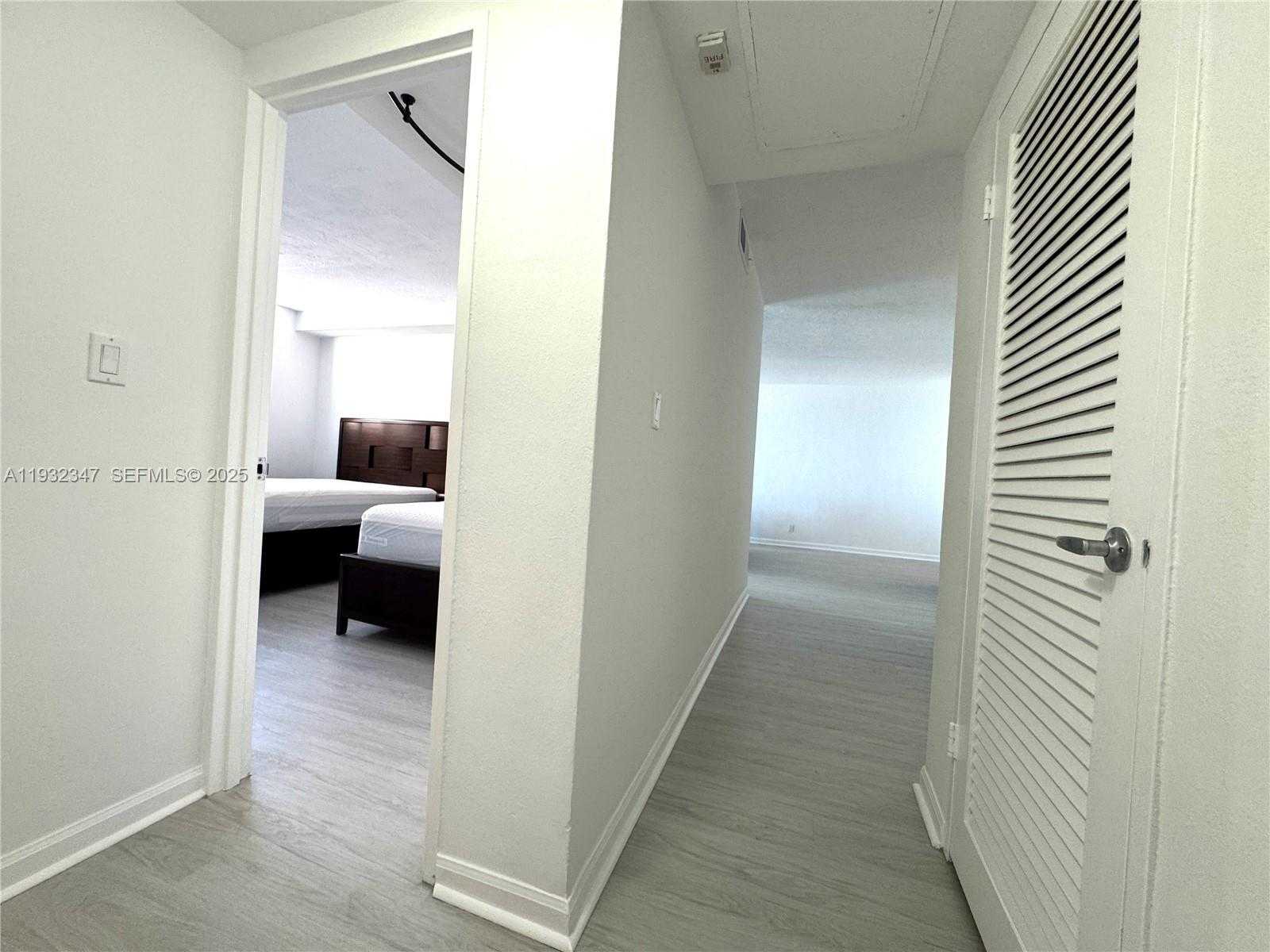 Small Image of 3001 SOUTH OCEAN DR #645, Hollywood Number 15