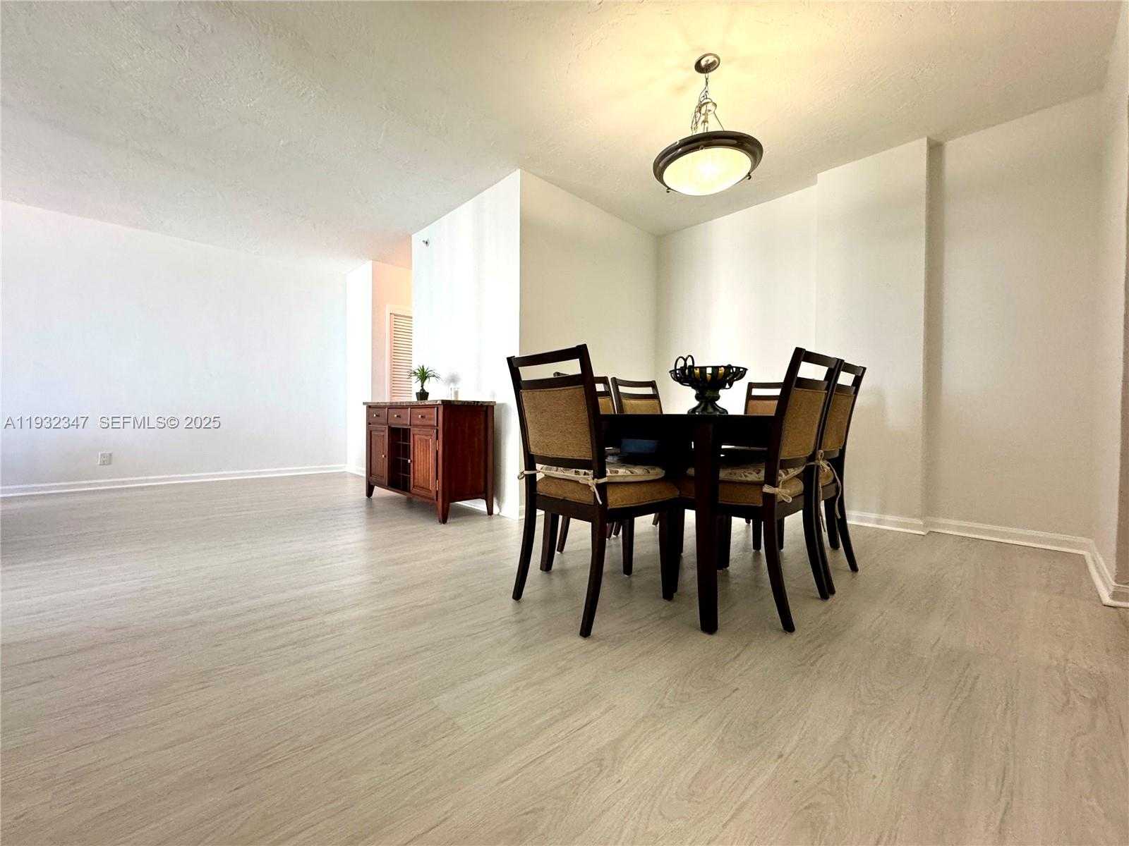 Small Image of 3001 SOUTH OCEAN DR #645, Hollywood Number 6