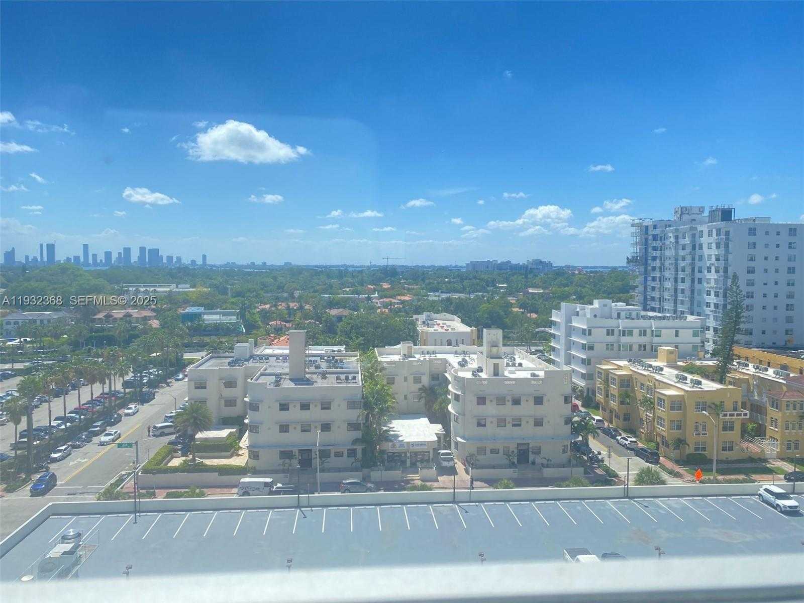 Small Image of 2899 COLLINS AVE #1144, Miami Beach Number 2