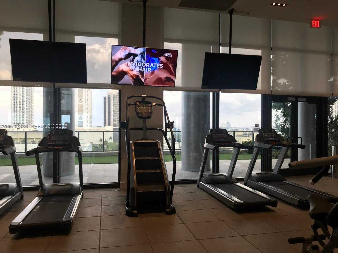 Imagen de Pequeño Objeto