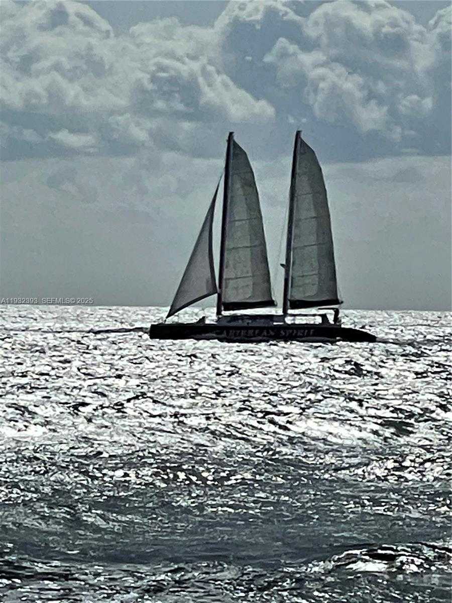 Small Image of 3001 SOUTH OCEAN DR #335, Hollywood Number 30