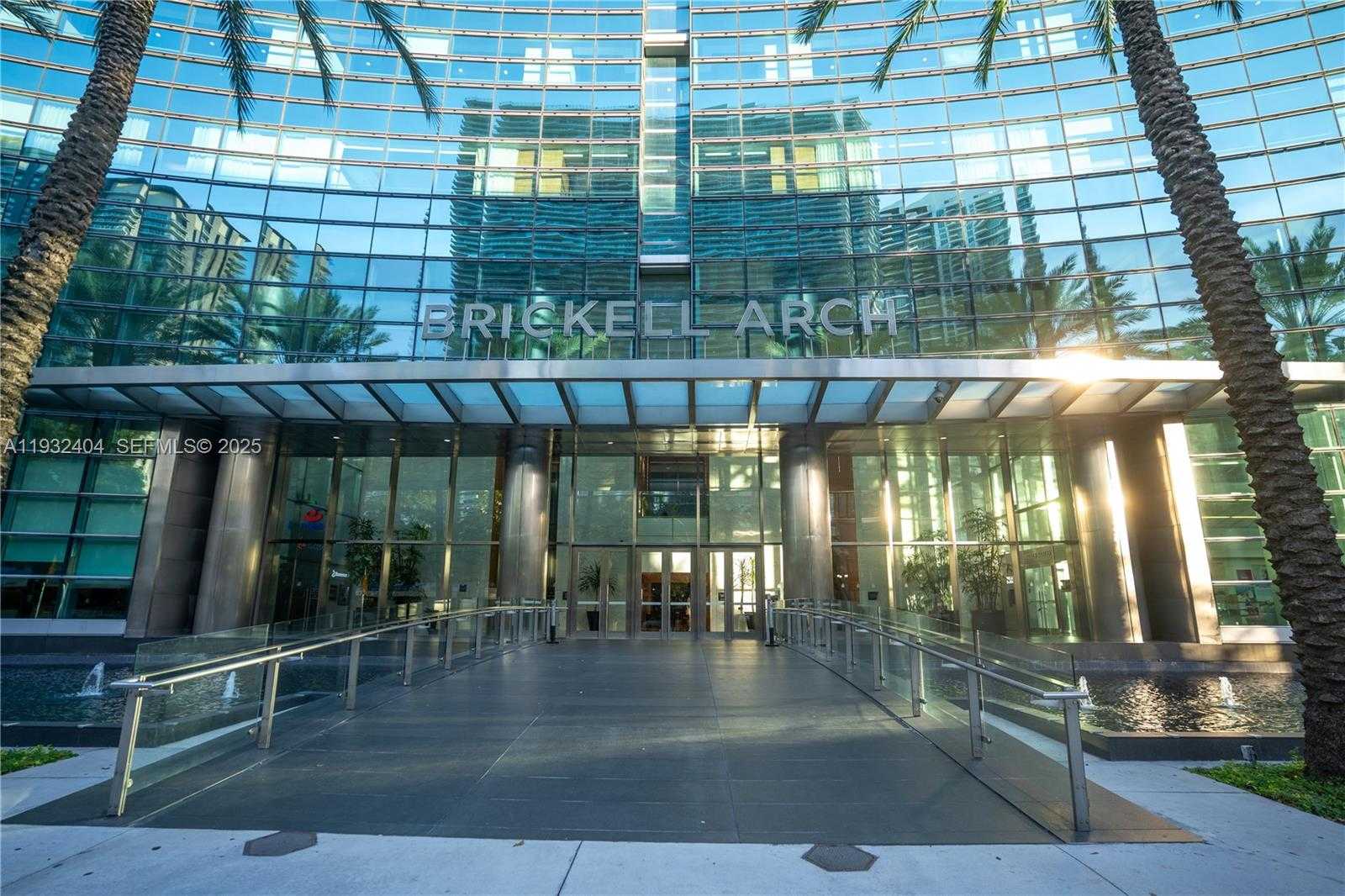 Small Image of 1395 BRICKELL AVE #3012, Miami Number 11