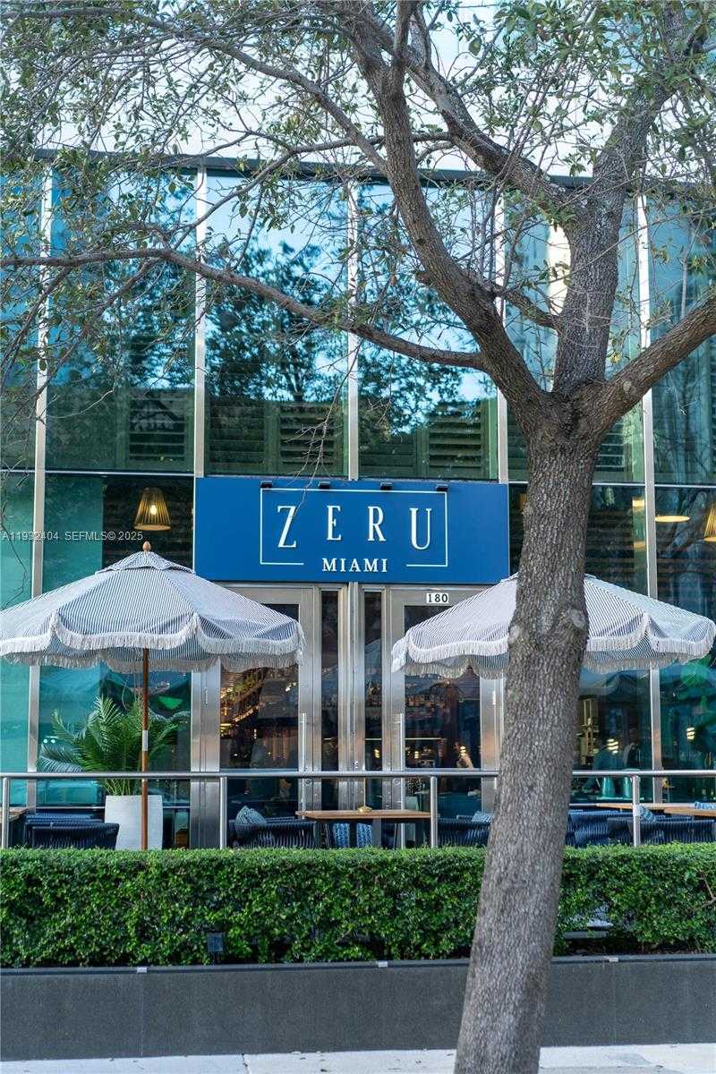 Small Image of 1395 BRICKELL AVE #3012, Miami Number 14