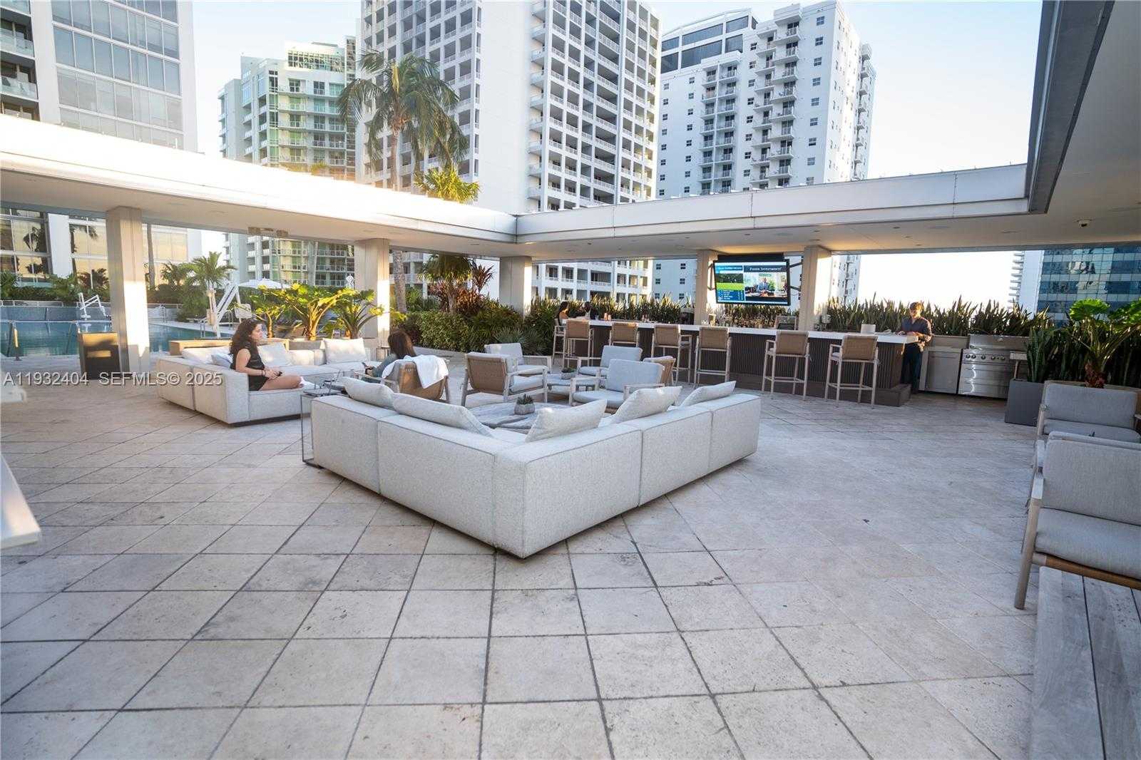 Small Image of 1395 BRICKELL AVE #3012, Miami Number 15
