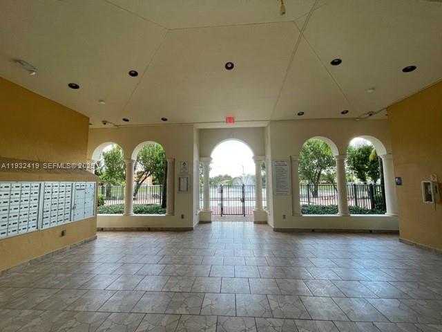 Small Image of 16660 SOUTH WEST 83RD LN #16660, Miami Number 27