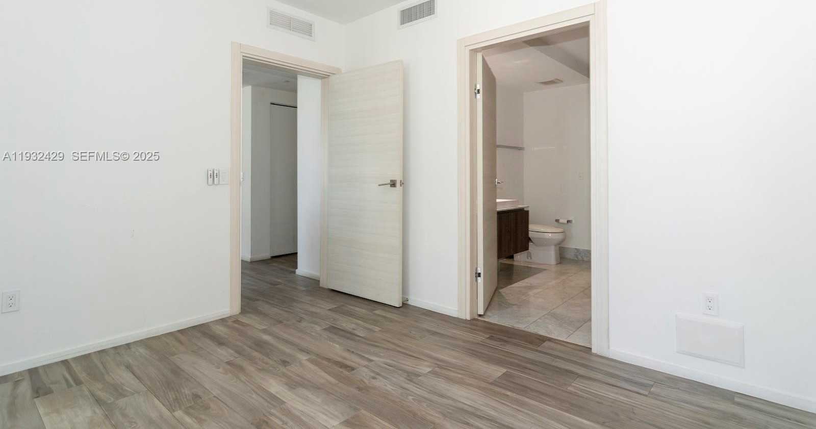 Small Image of 801 SOUTH MIAMI AVE #1409, Miami Number 24