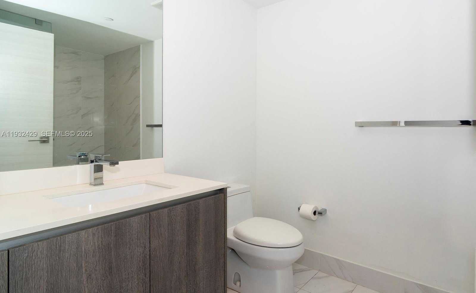 Small Image of 801 SOUTH MIAMI AVE #1409, Miami Number 34