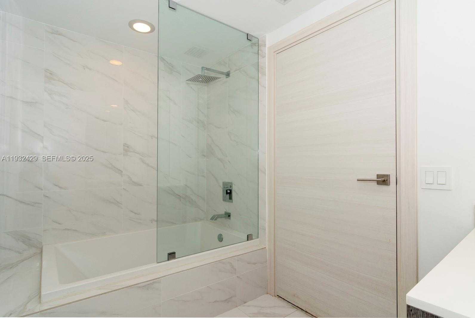 Small Image of 801 SOUTH MIAMI AVE #1409, Miami Number 35