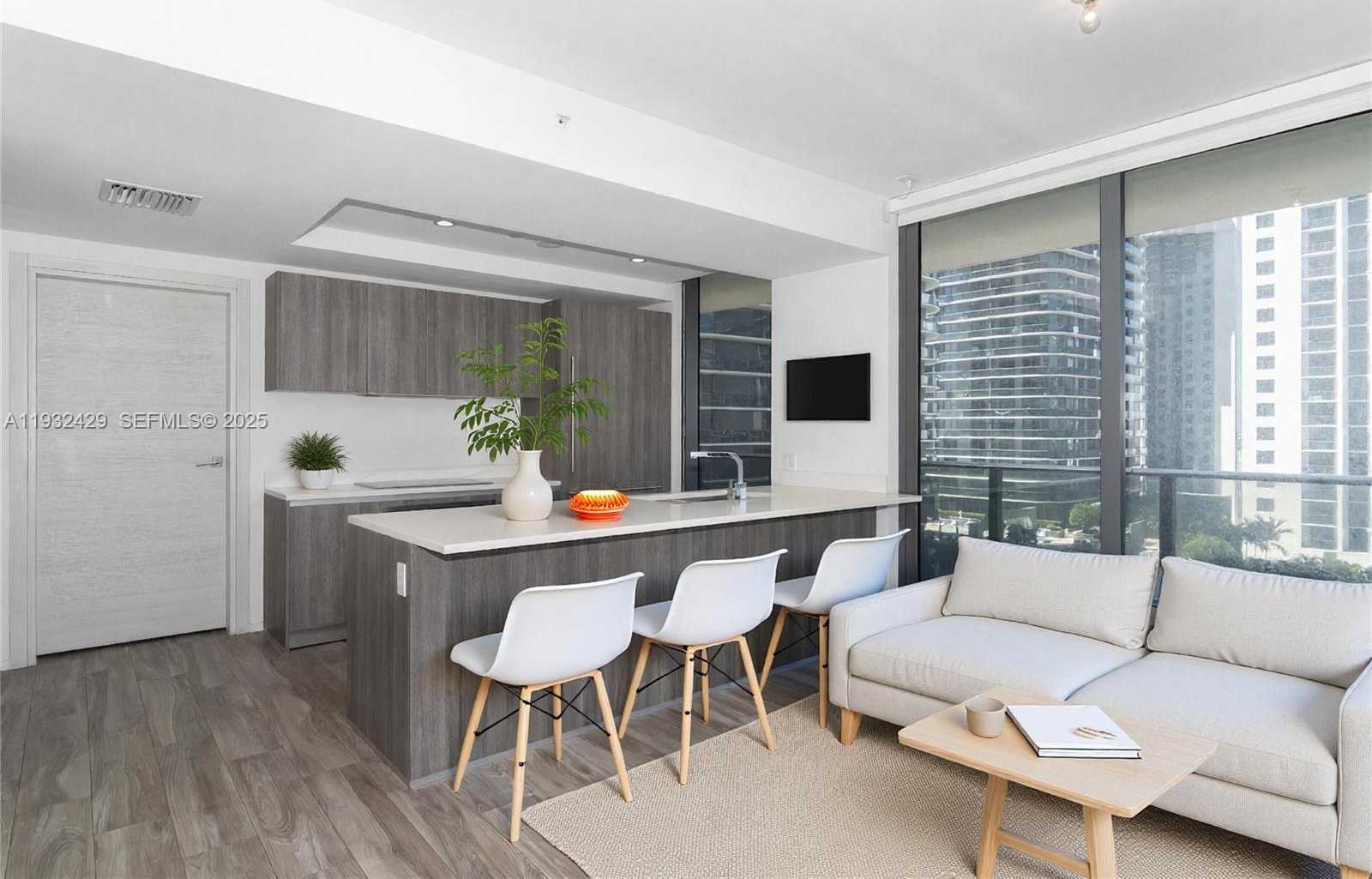 Small Image of 801 SOUTH MIAMI AVE #1409, Miami Number 4