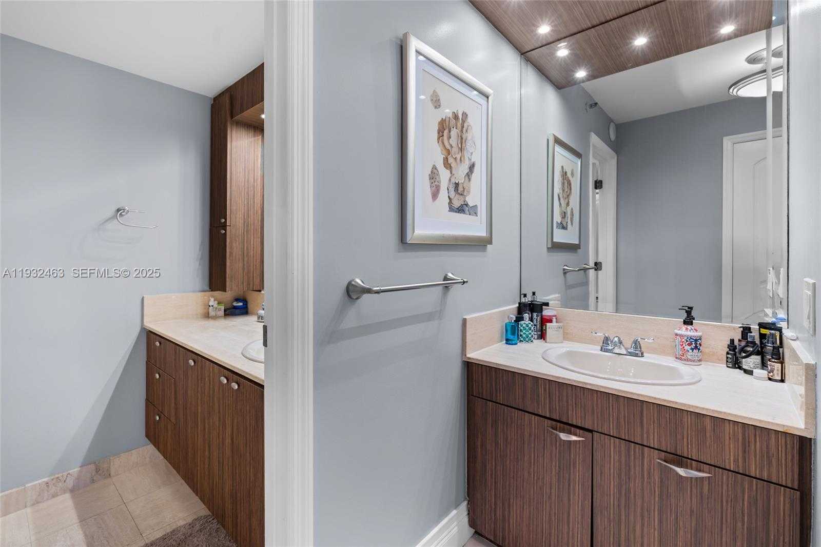 Small Image of 1201 SOUTH OCEAN DR #1810S, Hollywood Number 16