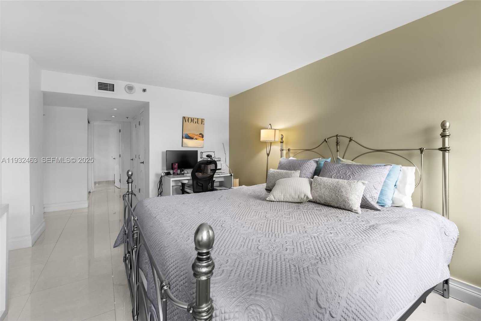 Small Image of 1201 SOUTH OCEAN DR #1810S, Hollywood Number 20