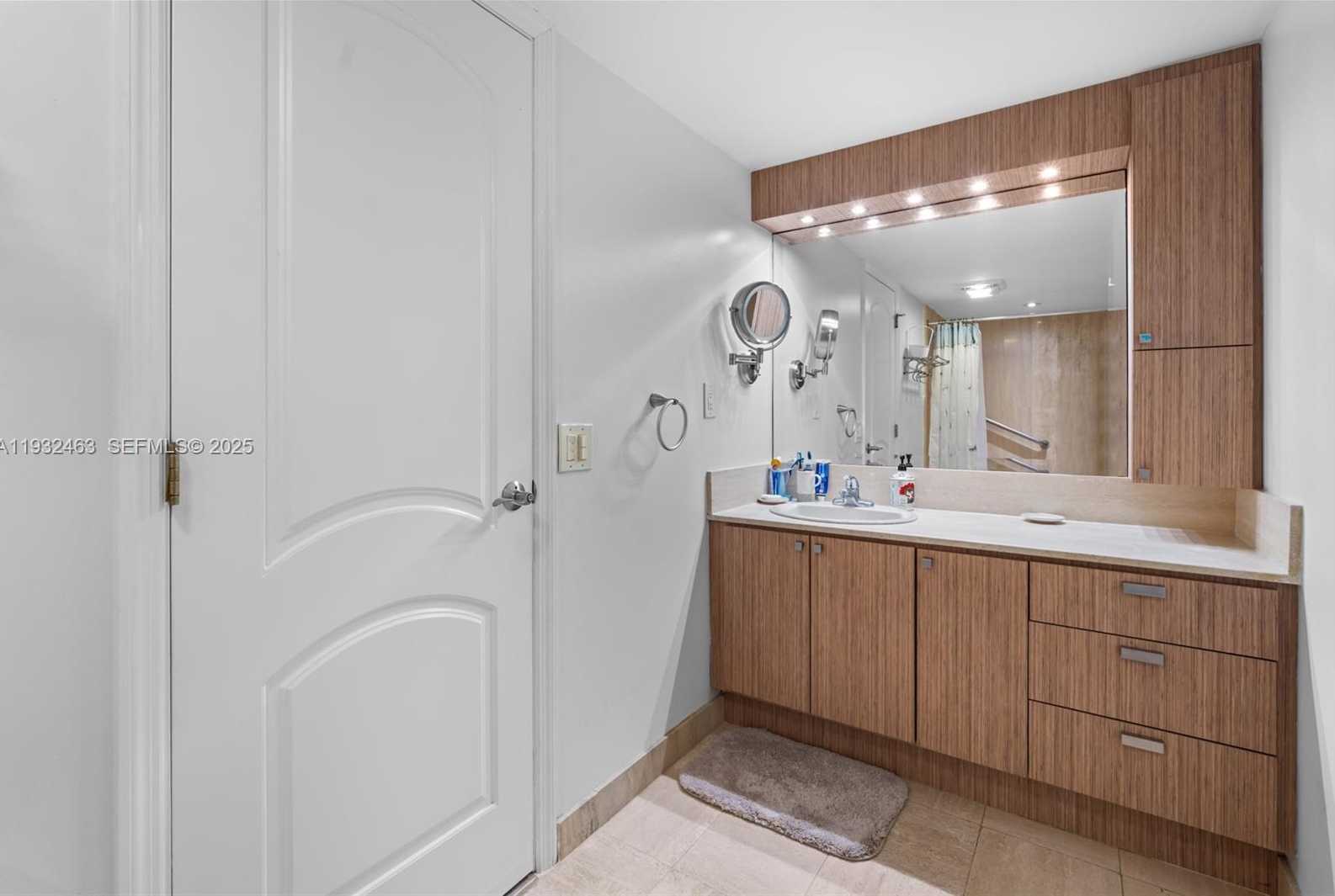 Small Image of 1201 SOUTH OCEAN DR #1810S, Hollywood Number 21