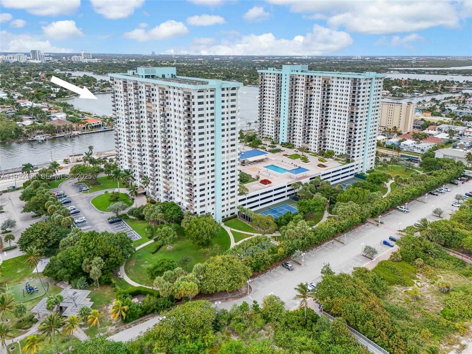 Small Image of 1201 SOUTH OCEAN DR #1810S, Hollywood Number 27