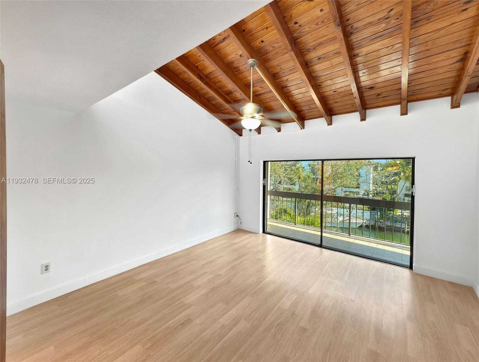 Small Image of 5201 ORDUNA DR #15, Coral Gables Number 10