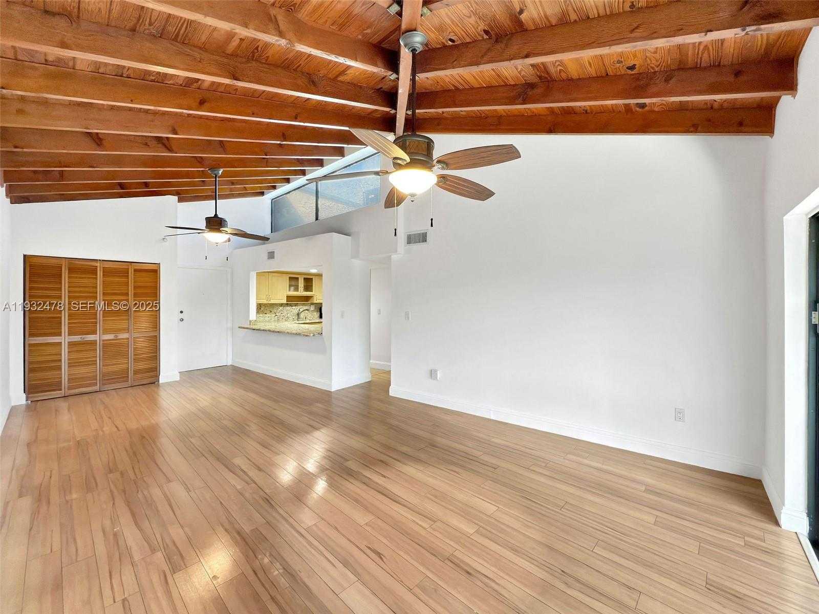 Small Image of 5201 ORDUNA DR #15, Coral Gables Number 7