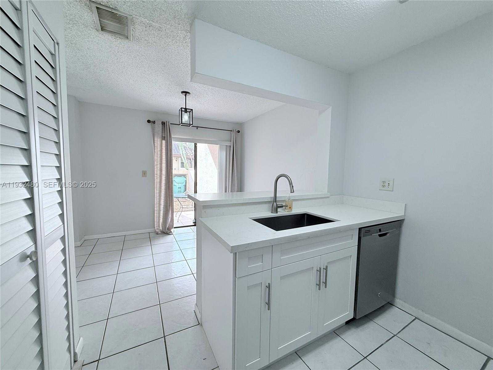 Small Image of 11354 SOUTH WEST 132ND CT, Miami Number 10