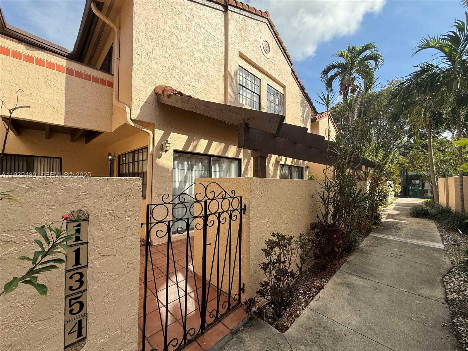 Small Image of 11354 SOUTH WEST 132ND CT, Miami Number 2