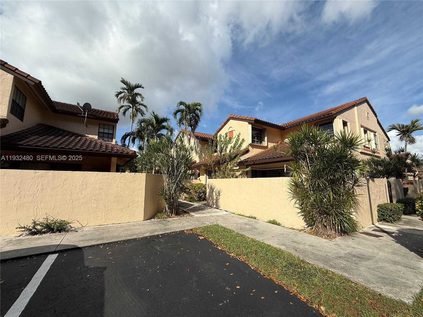 Small Image of 11354 SOUTH WEST 132ND CT, Miami Number 22