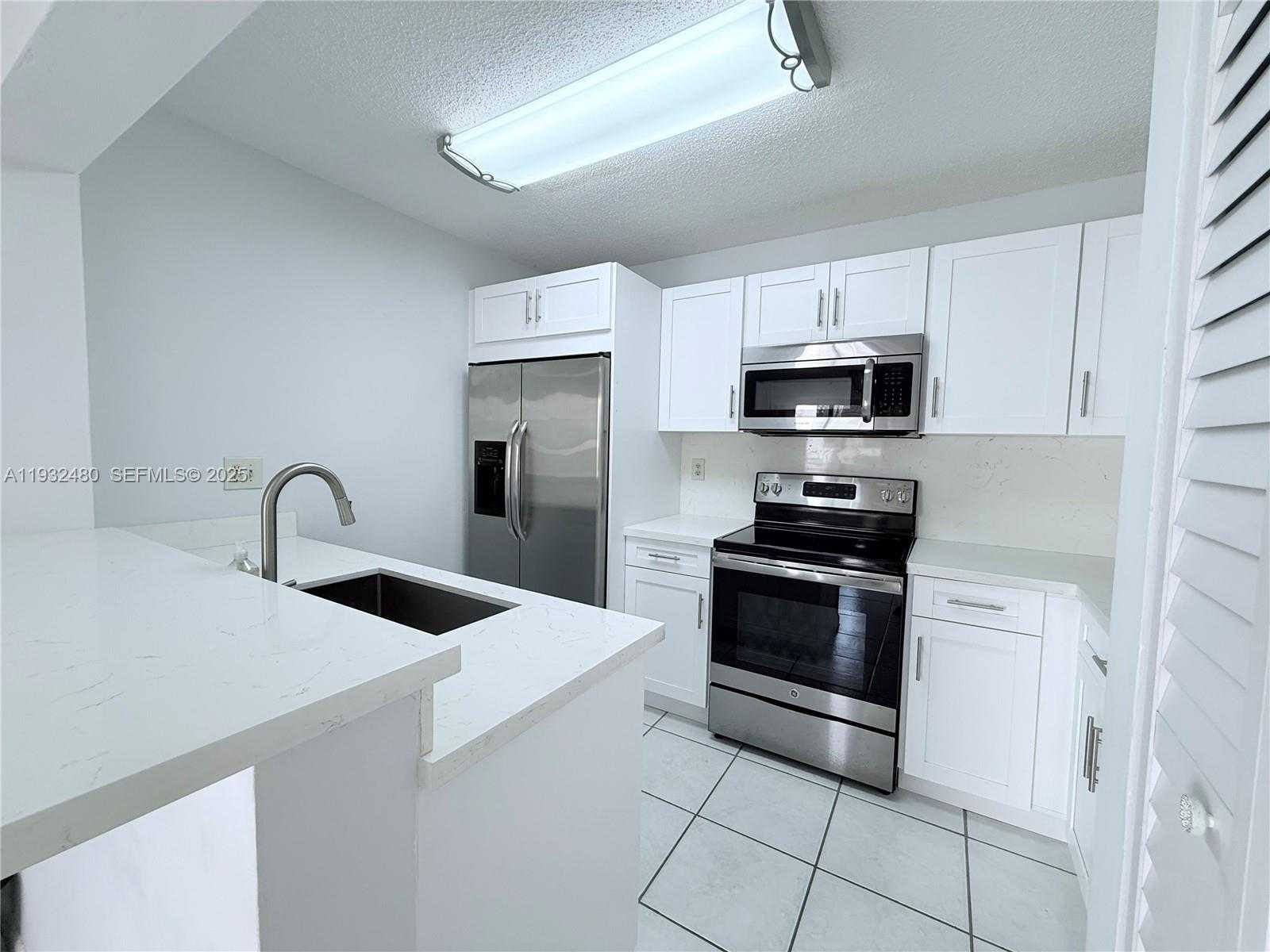 Small Image of 11354 SOUTH WEST 132ND CT, Miami Number 8