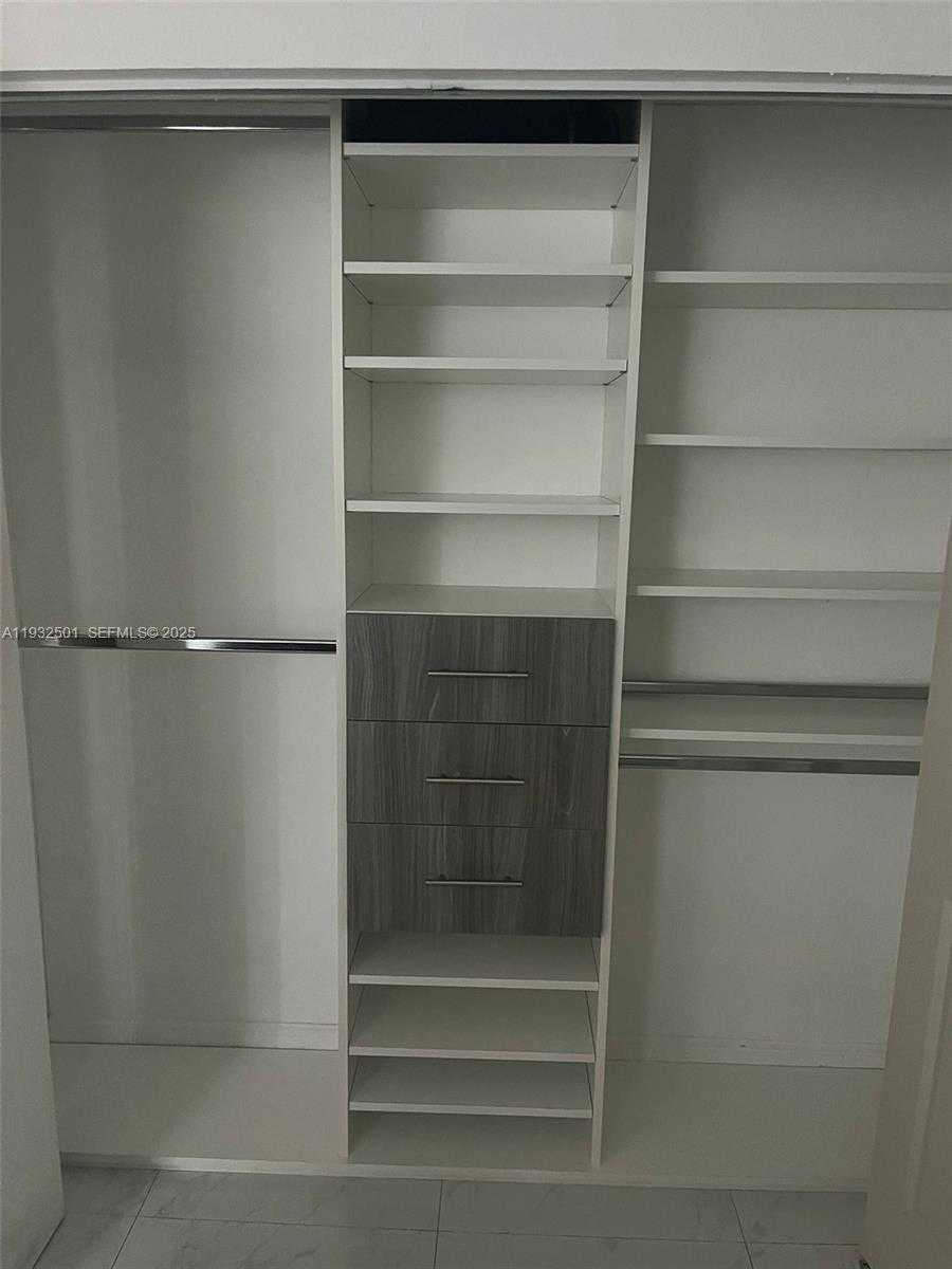 Small Image of 8870 FONTAINEBLEAU BLVD #401, Miami Number 2