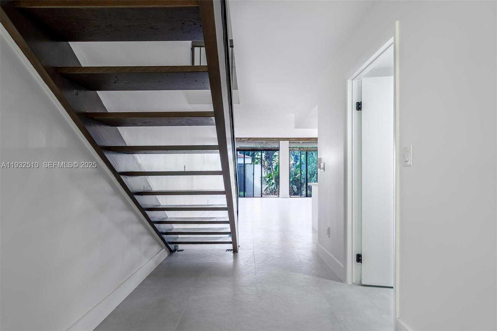 Small Image of 8708 SOUTH WEST 79TH PL #8708, Miami Number 15