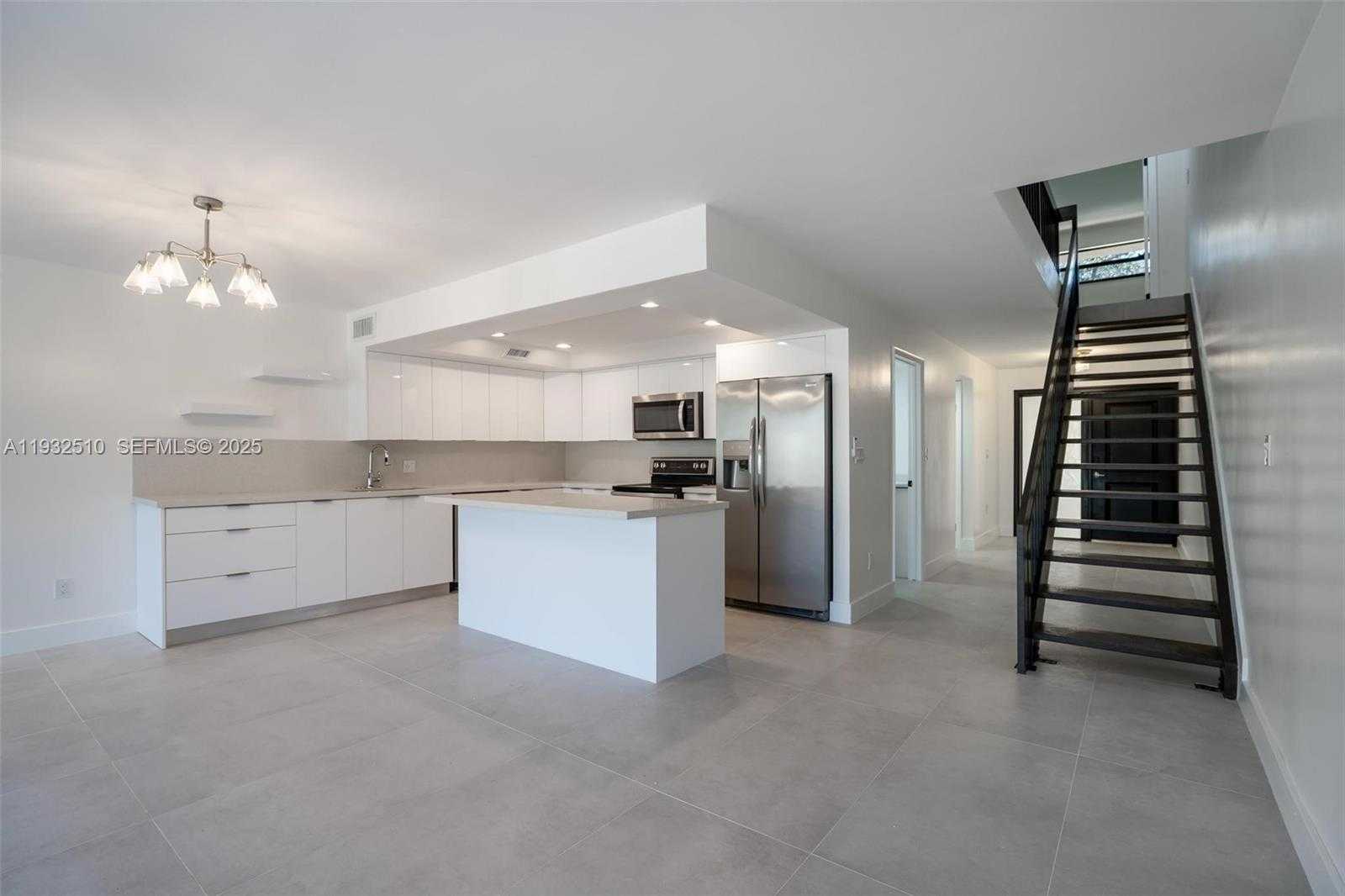 Small Image of 8708 SOUTH WEST 79TH PL #8708, Miami Number 19