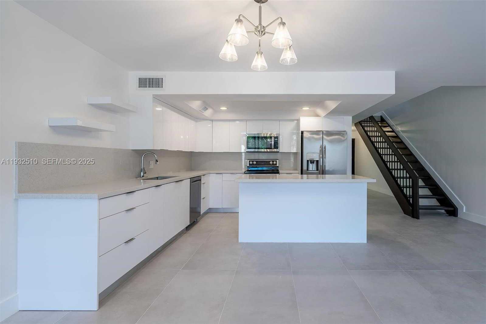 Small Image of 8708 SOUTH WEST 79TH PL #8708, Miami Number 20