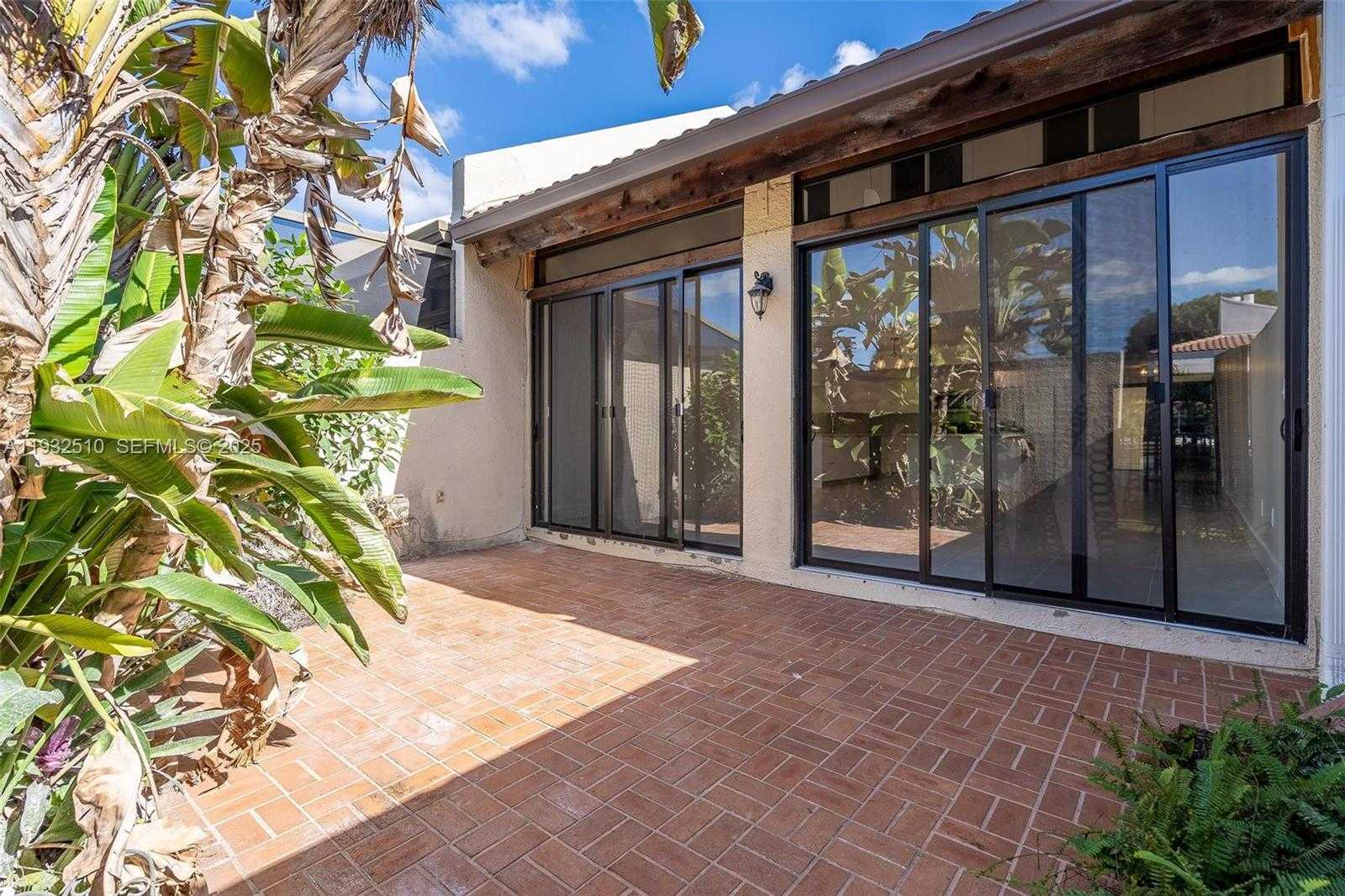 Small Image of 8708 SOUTH WEST 79TH PL #8708, Miami Number 32