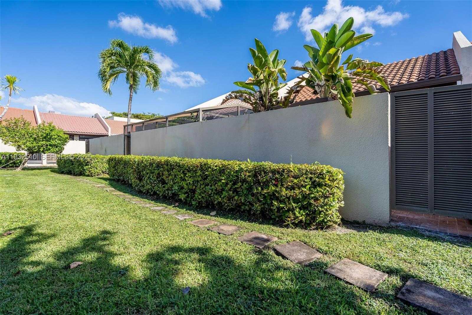 Small Image of 8708 SOUTH WEST 79TH PL #8708, Miami Number 34