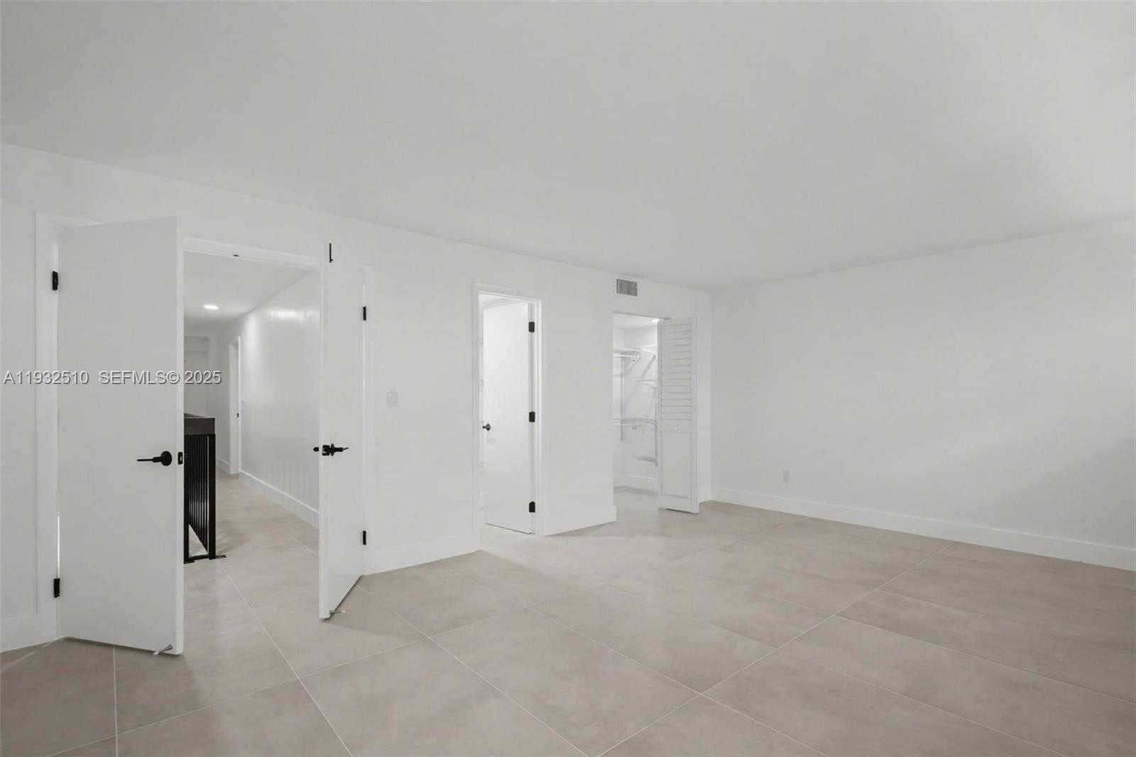 Small Image of 8708 SOUTH WEST 79TH PL #8708, Miami Number 48