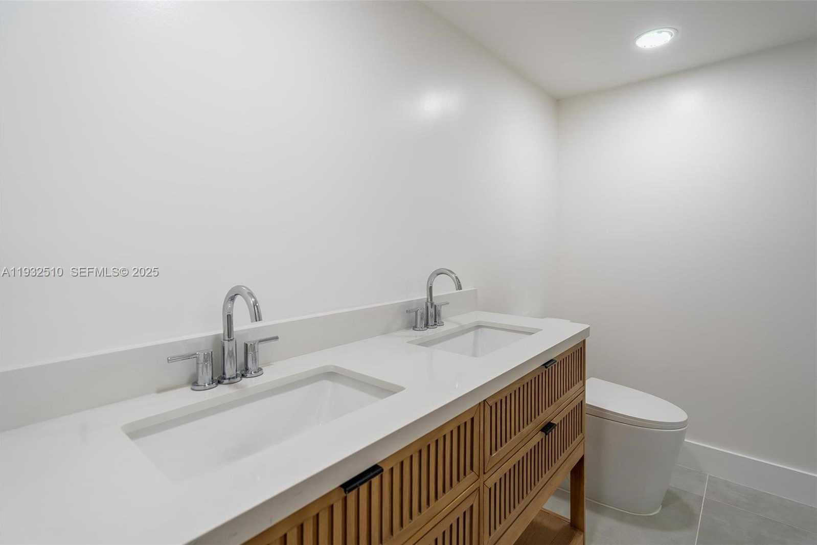 Small Image of 8708 SOUTH WEST 79TH PL #8708, Miami Number 52