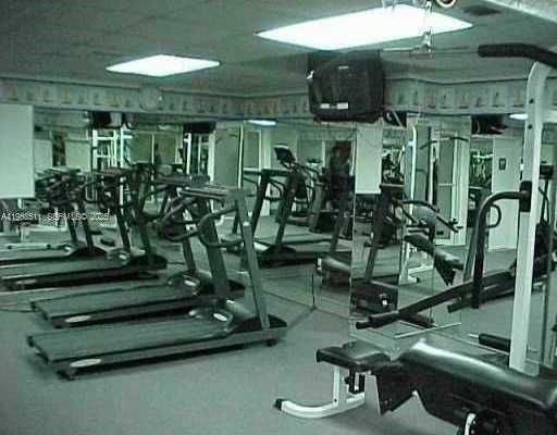 Small Image of 2899 COLLINS AVE #637, Miami Beach Number 19