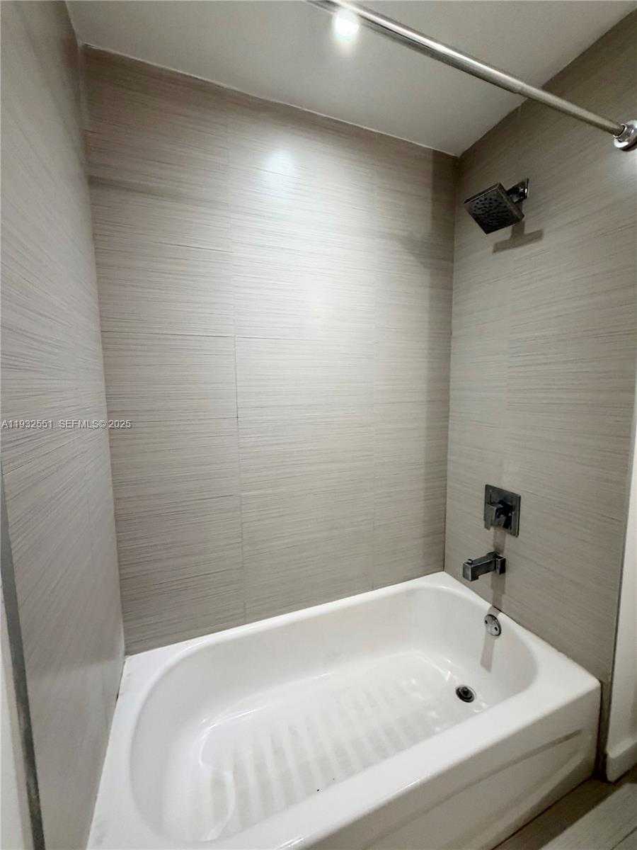 Small Image of 1010 SOUTH WEST 2ND AVE #1405, Miami Number 13