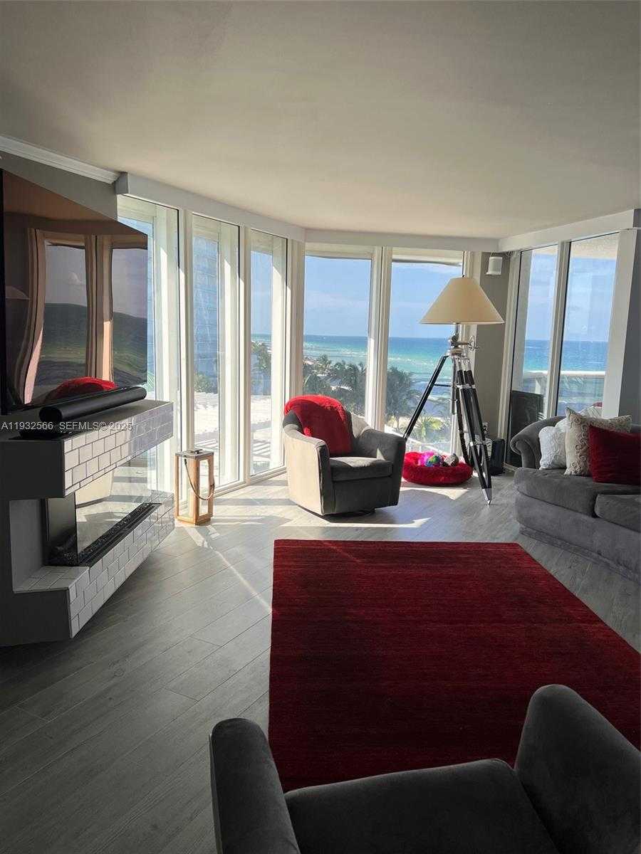 Small Image of 16711 COLLINS AVE #808, Sunny Isles Beach Number 2