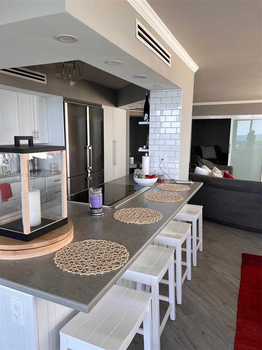 Small Image of 16711 COLLINS AVE #808, Sunny Isles Beach Number 9