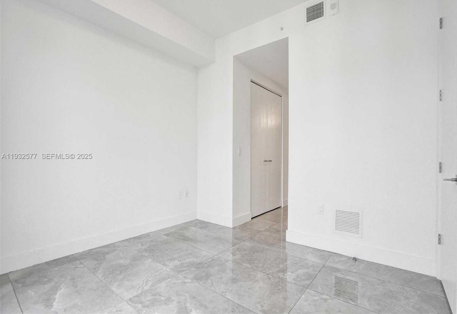 Small Image of 301 ALTARA AVE #LPH903, Coral Gables Number 24