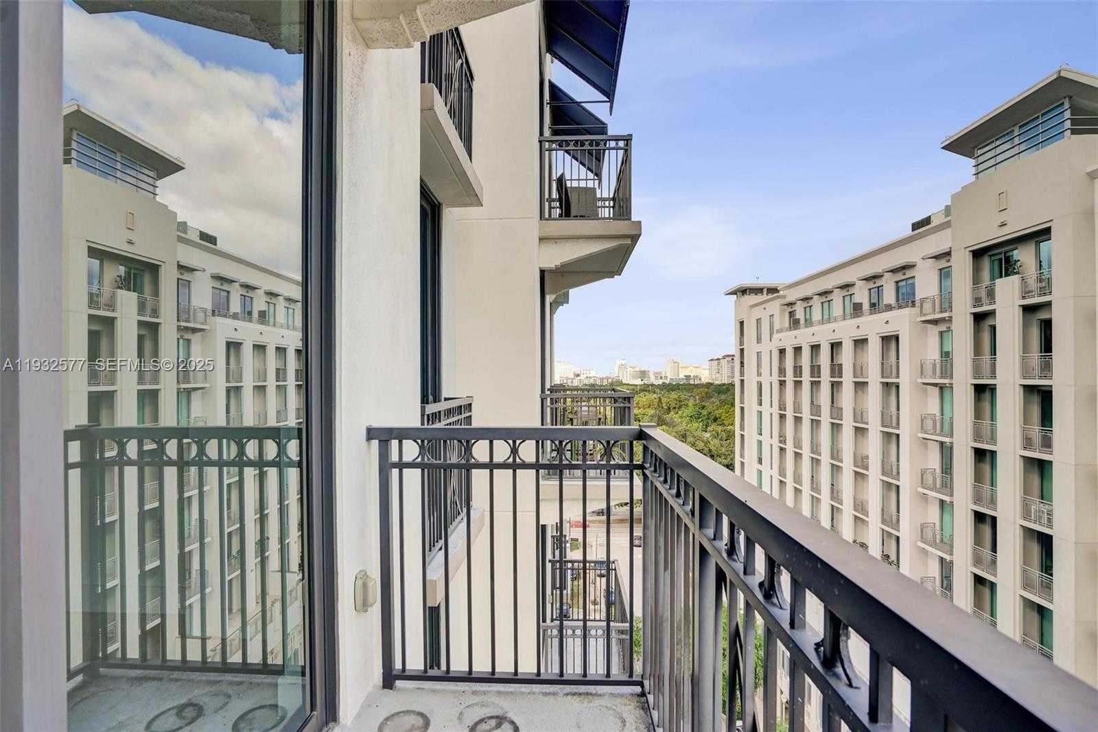 Small Image of 301 ALTARA AVE #LPH903, Coral Gables Number 33