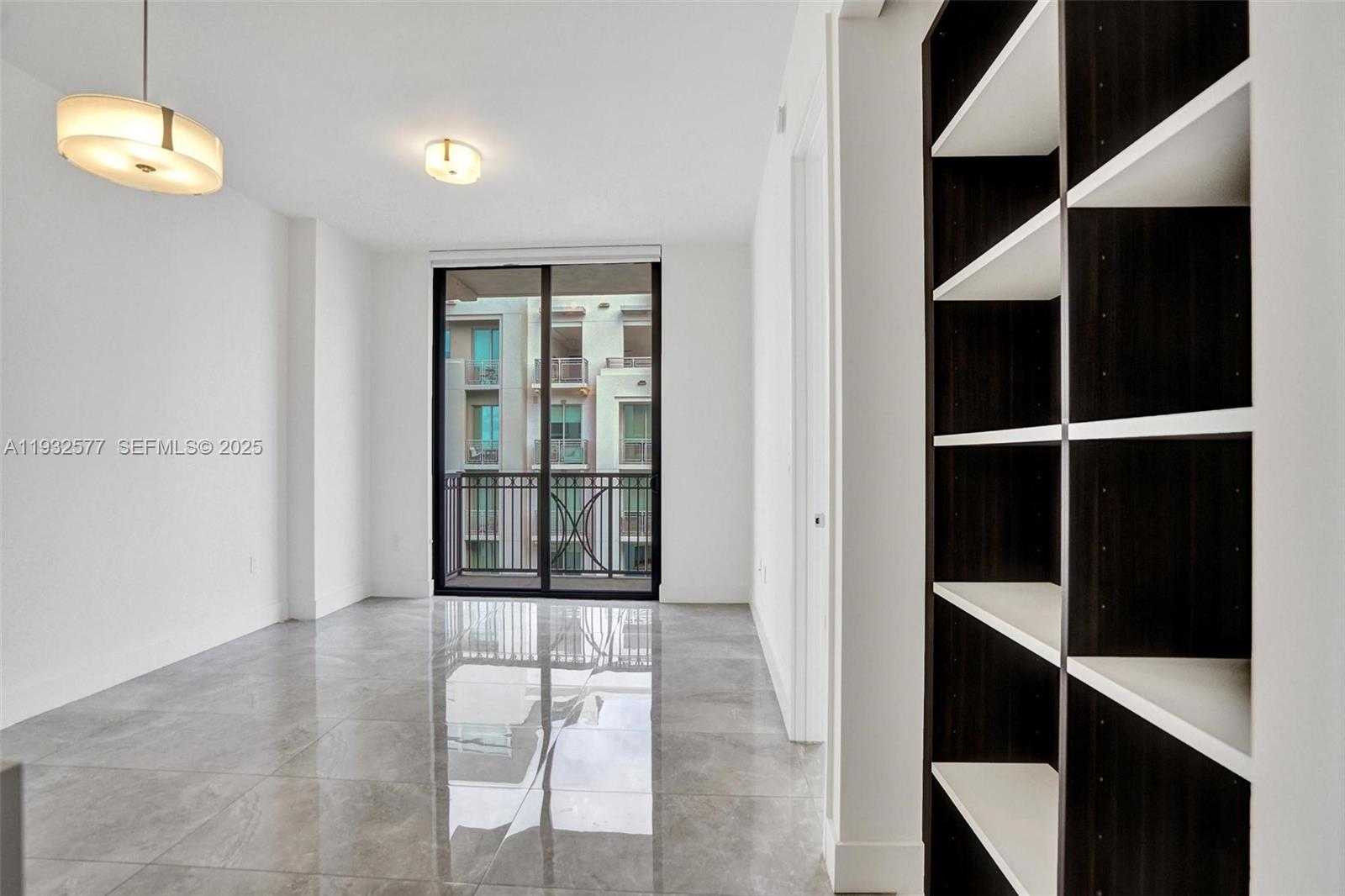 Small Image of 301 ALTARA AVE #LPH903, Coral Gables Number 5