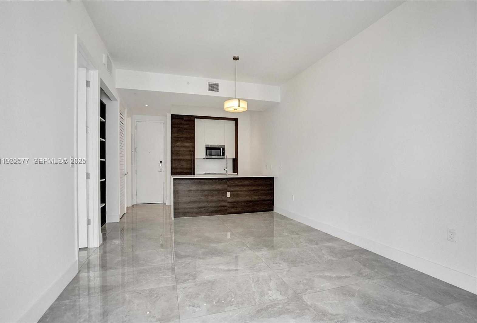 Small Image of 301 ALTARA AVE #LPH903, Coral Gables Number 9