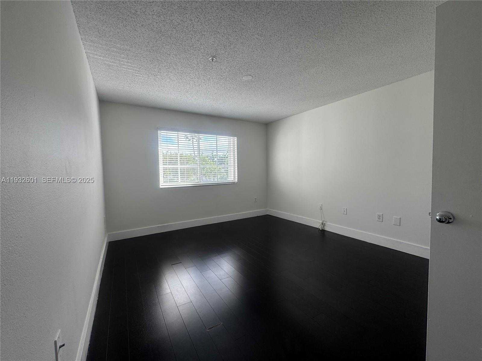 Small Image of 4370 NORTH WEST 107TH AVE #205, Doral Number 14