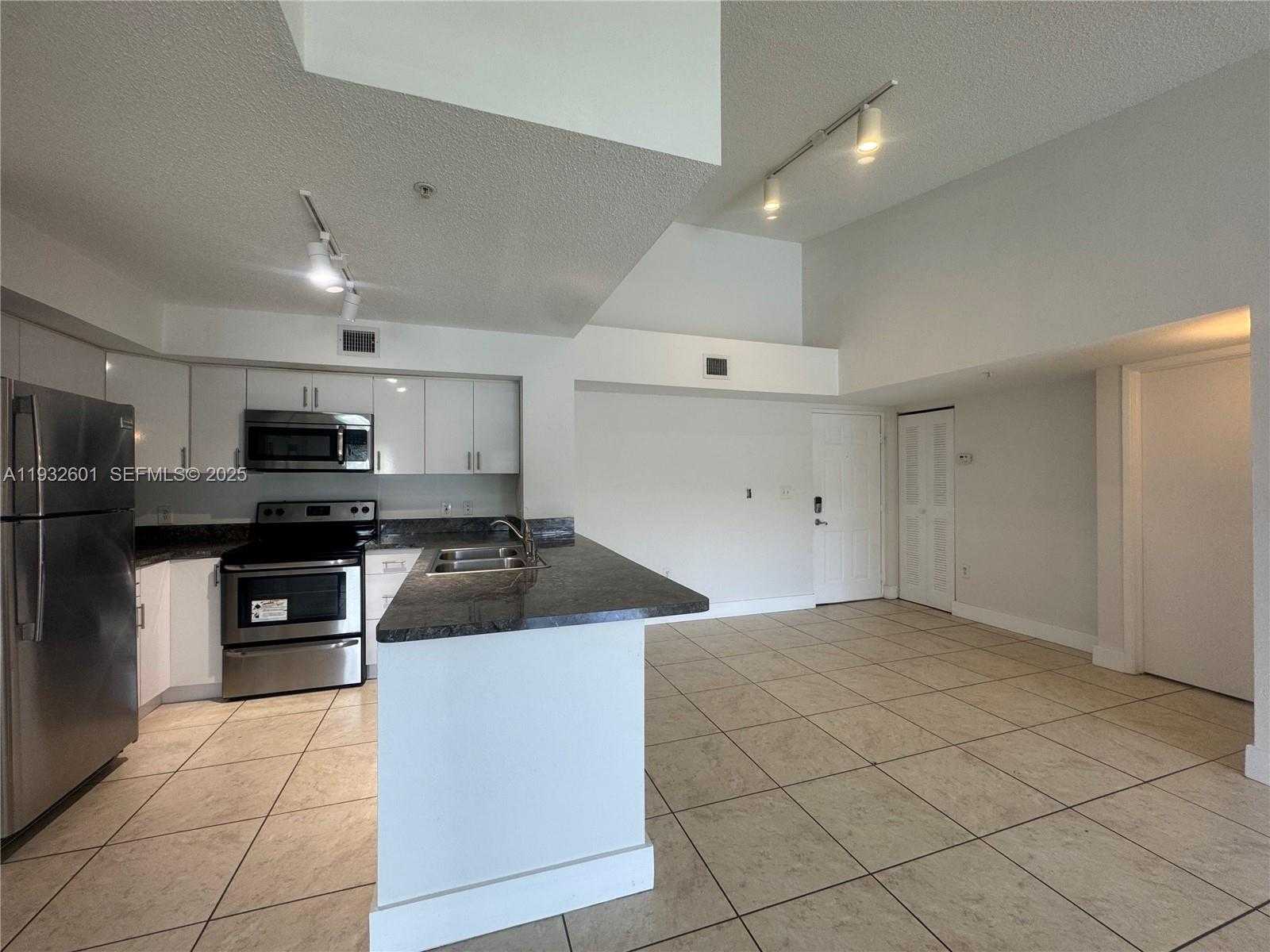 Small Image of 4370 NORTH WEST 107TH AVE #205, Doral Number 4