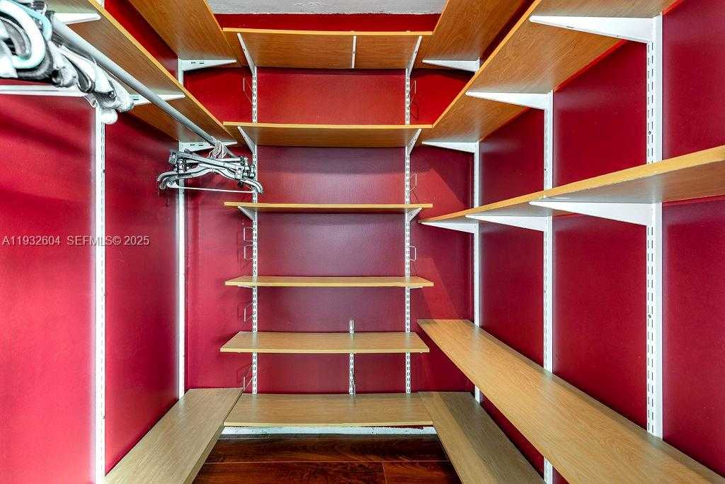 Small Image of 19999 EAST COUNTRY CLUB DR #1302, Aventura Number 14