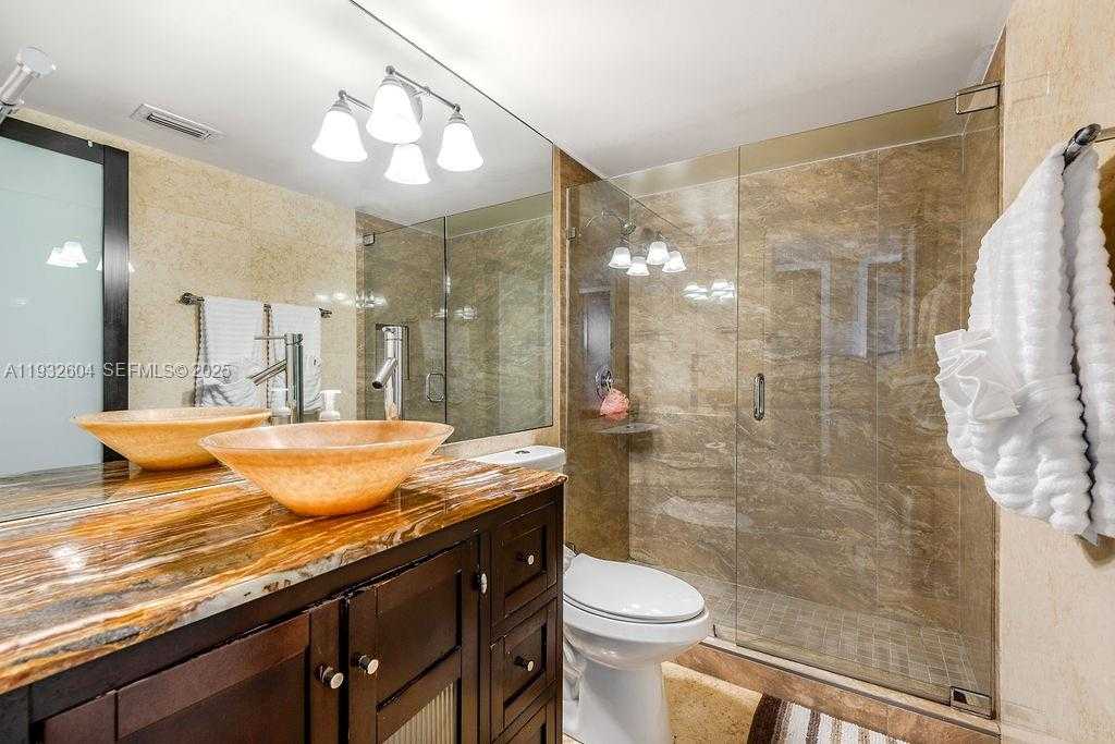 Small Image of 19999 EAST COUNTRY CLUB DR #1302, Aventura Number 15