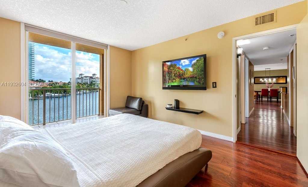 Small Image of 19999 EAST COUNTRY CLUB DR #1302, Aventura Number 17