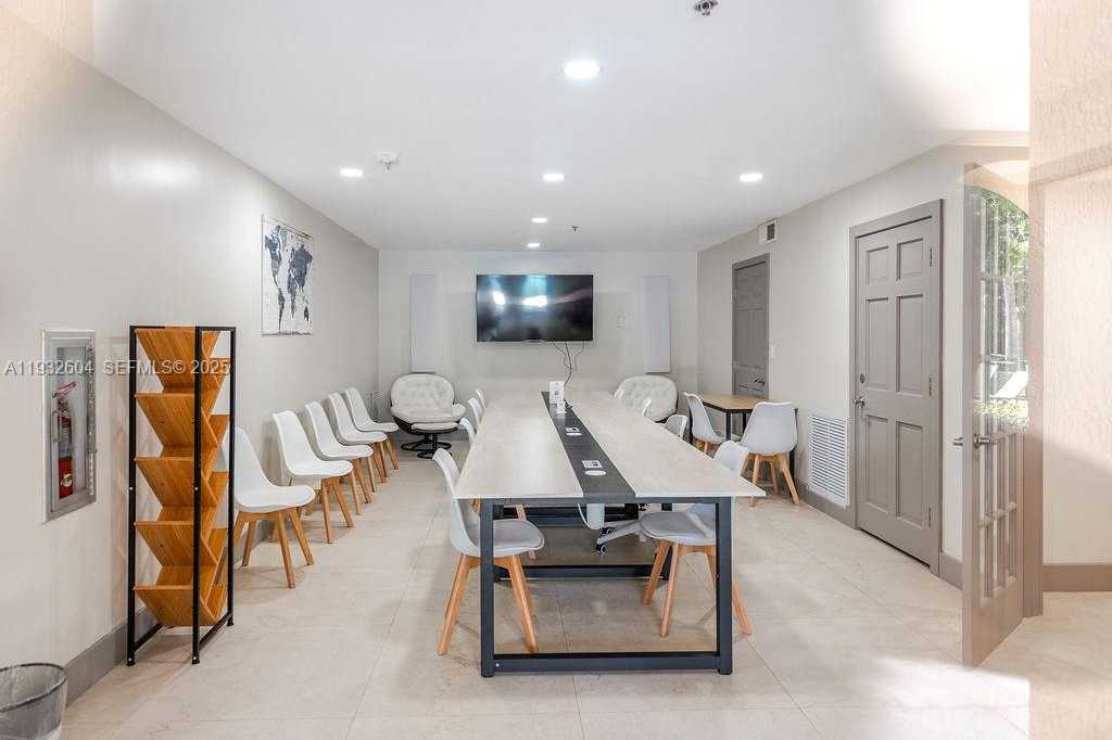 Small Image of 19999 EAST COUNTRY CLUB DR #1302, Aventura Number 30