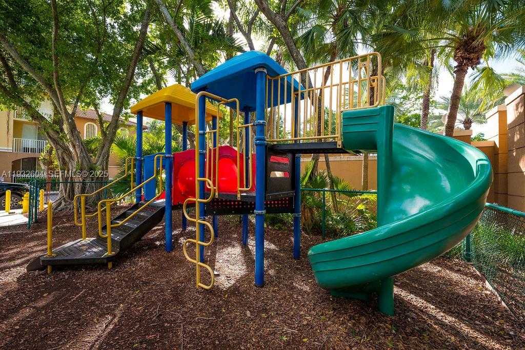 Small Image of 19999 EAST COUNTRY CLUB DR #1302, Aventura Number 32